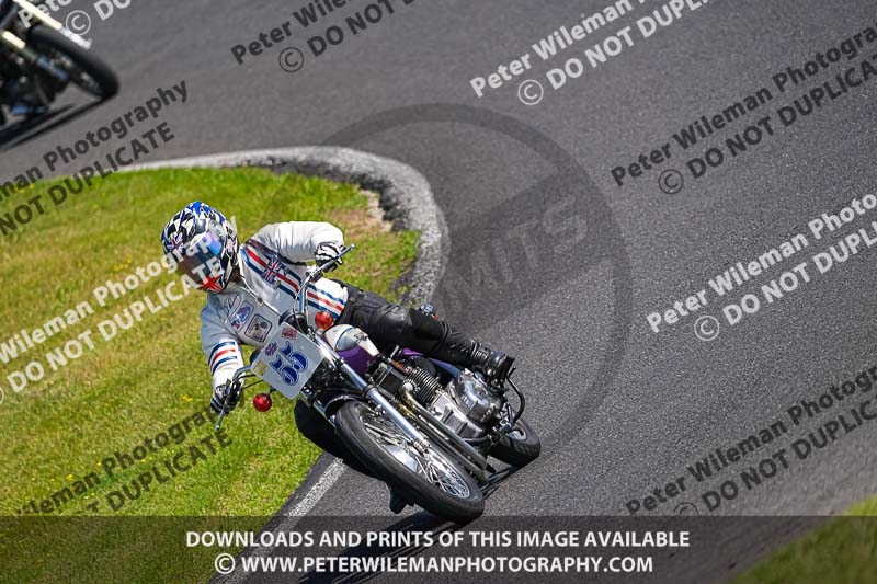 Vintage motorcycle club;eventdigitalimages;mallory park;mallory park trackday photographs;no limits trackdays;peter wileman photography;trackday digital images;trackday photos;vmcc festival 1000 bikes photographs